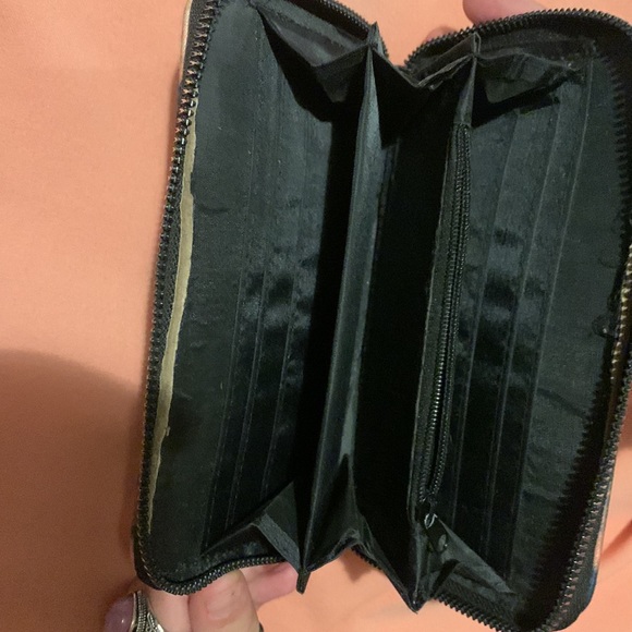 Wallet - Picture 2 of 3